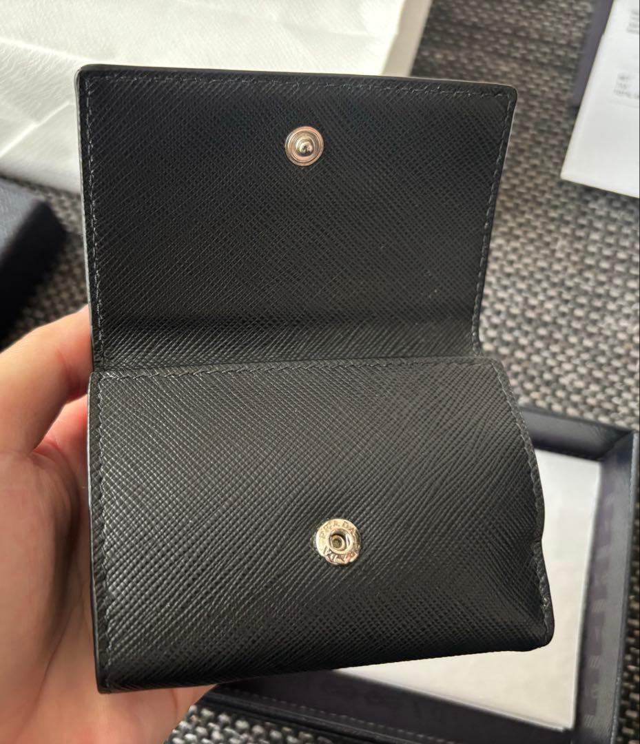 PRADA 2MH042 サフィアーノトライアングル コンパクトウォレット