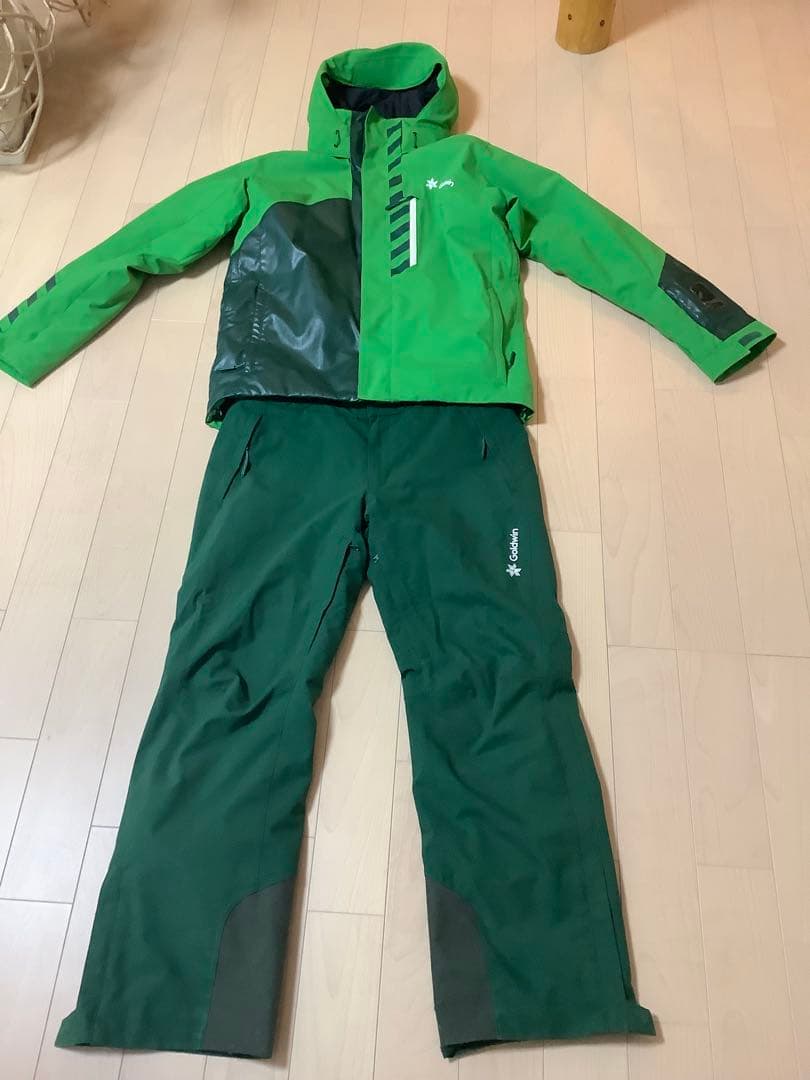 グリーンスキーウェア 防水素材 フード付き