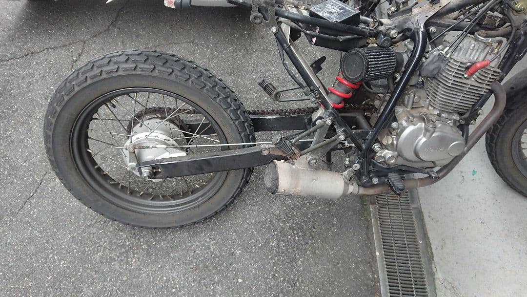 FTR223 マフラー 使用感あり 取り付けブラケット付き