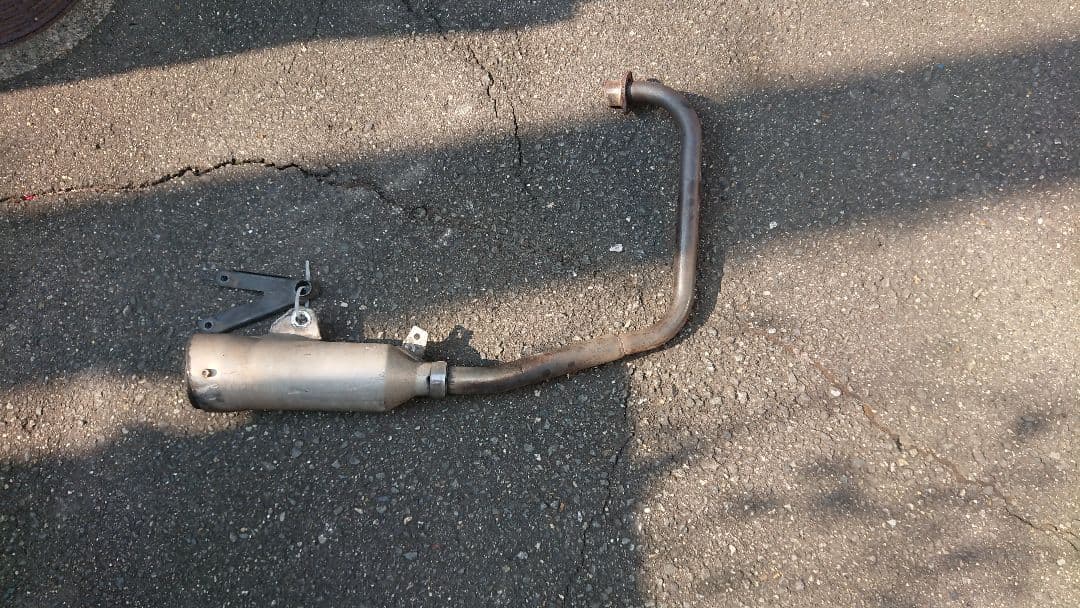 FTR223 マフラー 使用感あり 取り付けブラケット付き