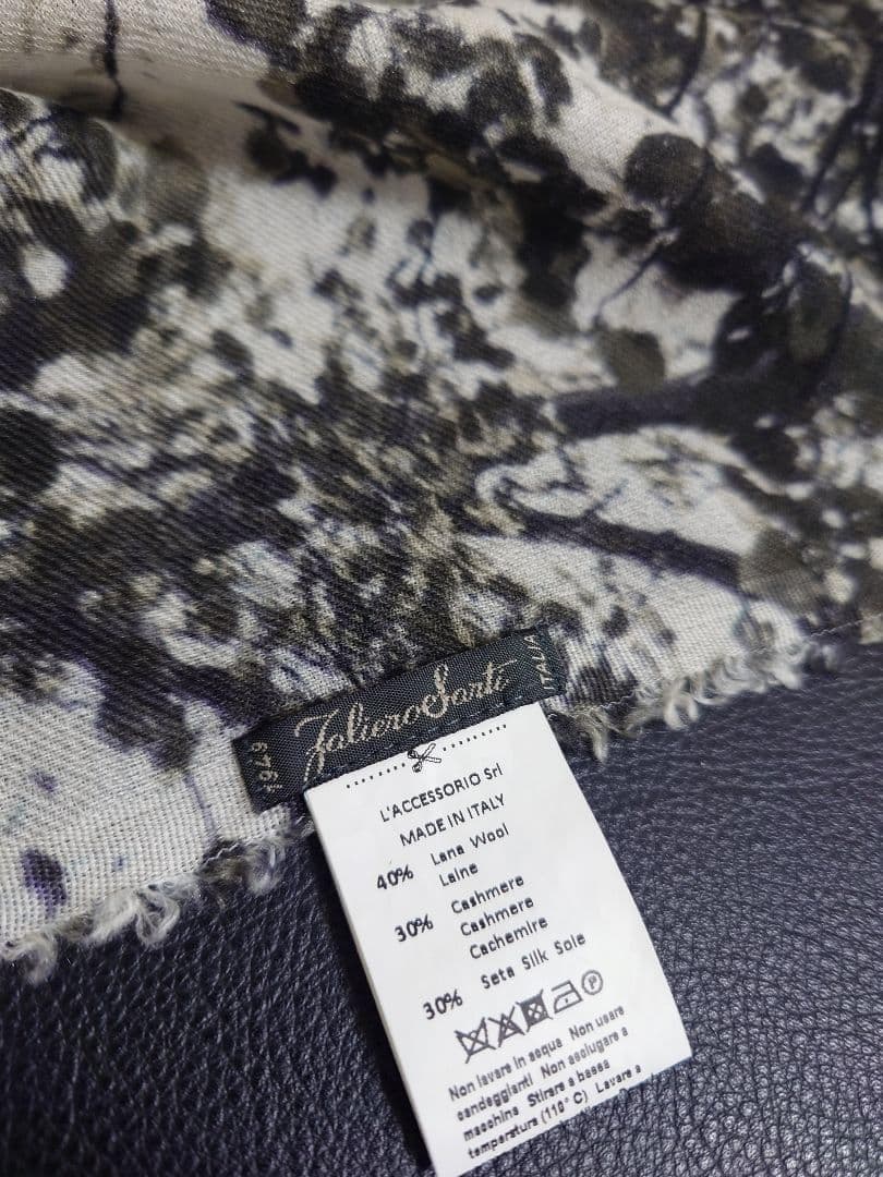 ファリエロ サルティ　Faliero Sarti　ストール　森林柄　その2