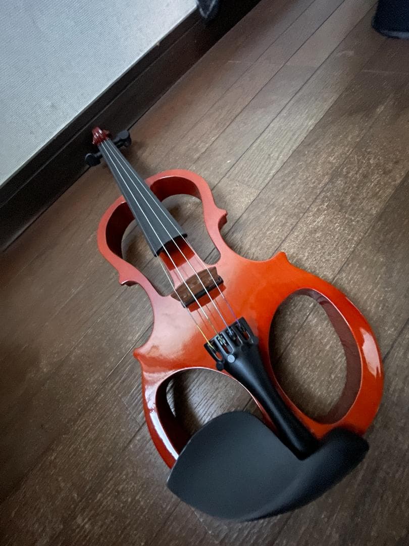 エレキバイオリン　４／４サイズ