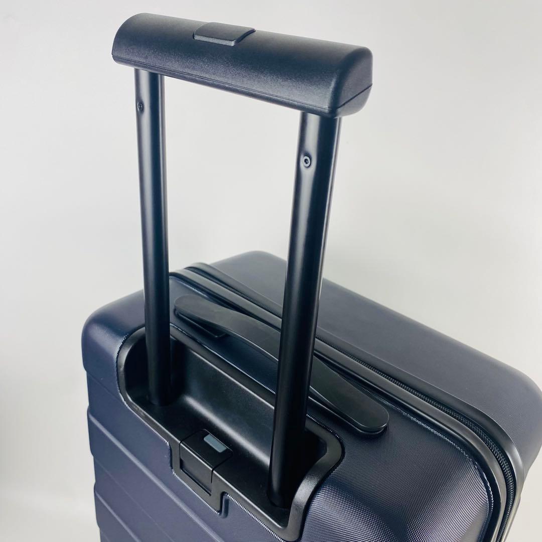 のんのん無印良品スーツケース35Lストッパー付きネイビー機内持ち込み可