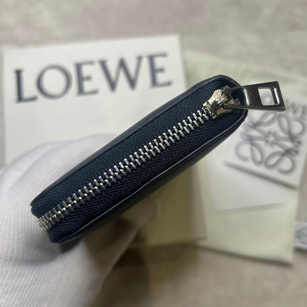 新品同様☆大人気 ロエベ アナグラム ネイビー レザー 財布 男女兼用