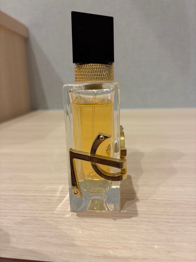 イヴ・サンローラン　リブレ　オーデパルファム50ml