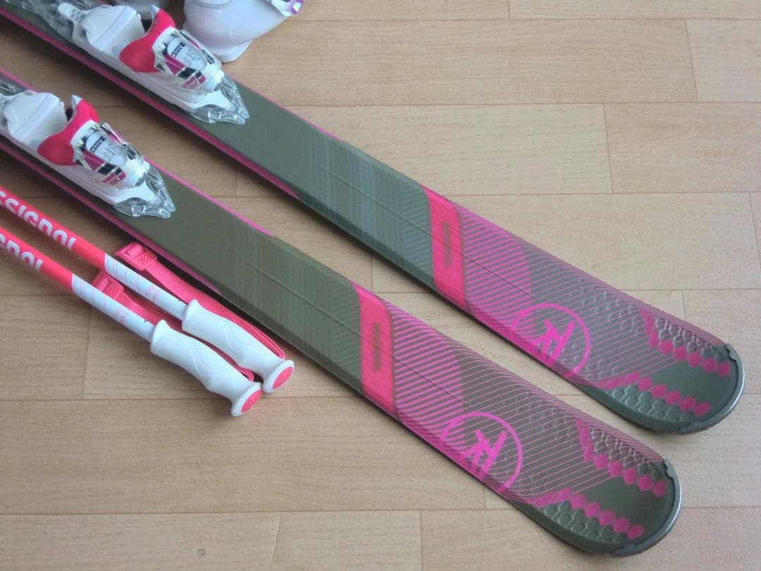 ■■送料無料■ロシニョール■女性用スキー4点セット■板152/靴25■WAX済■