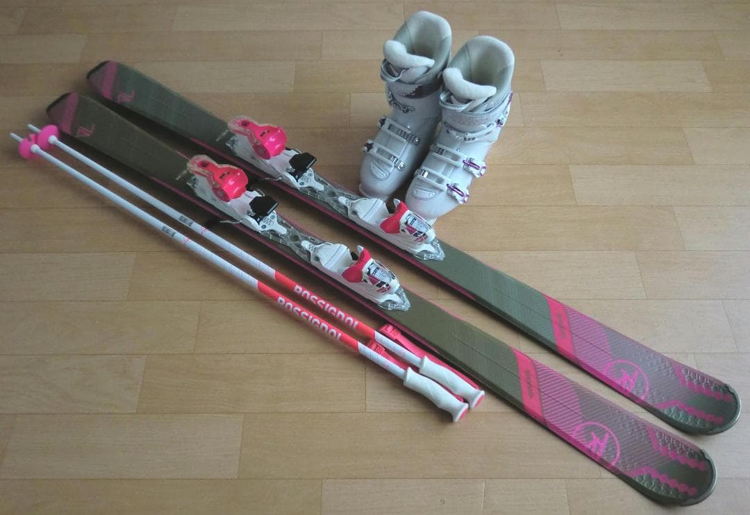 ■■送料無料■ロシニョール■女性用スキー4点セット■板152/靴25■WAX済■