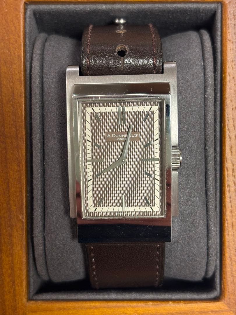 ダンヒル　ドライビングウオッチ　ウェイファー8035 ダークブラウン純正ベルト