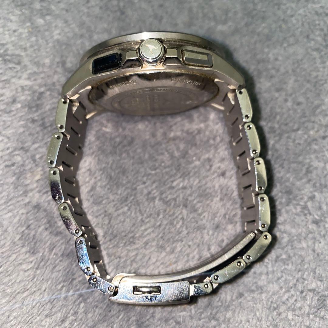 ソーラー腕時計　オシアナス　ocw-g1100