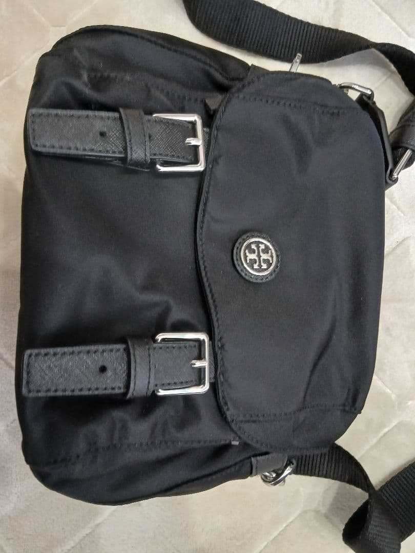 トリーバーチTORYBURCHショルダーバッグ　人気　ブラック