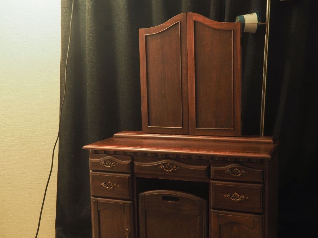 【値引中】クラシックトリフォールドドレッサー