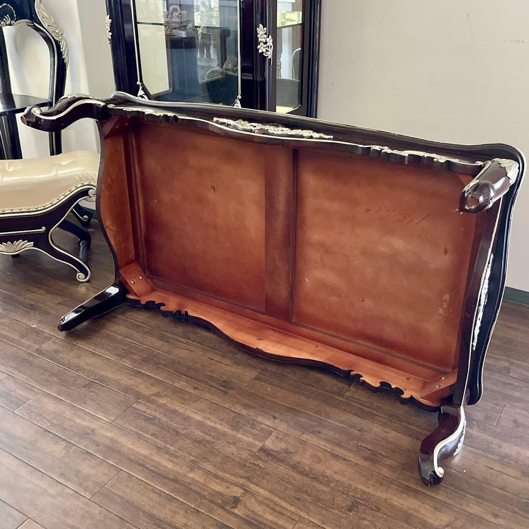 r152r121 ヨーロッパ アンティーク調のクラシックセンターテーブル