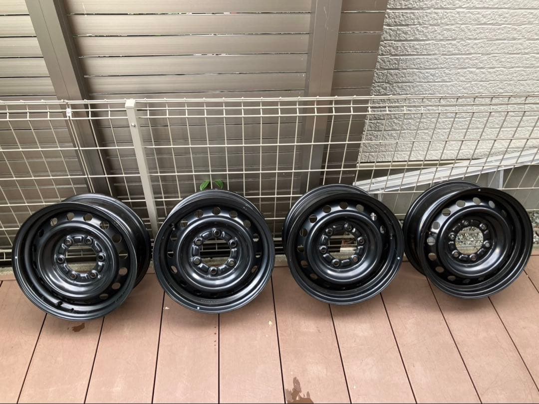 ハイエース　鉄チンホイール