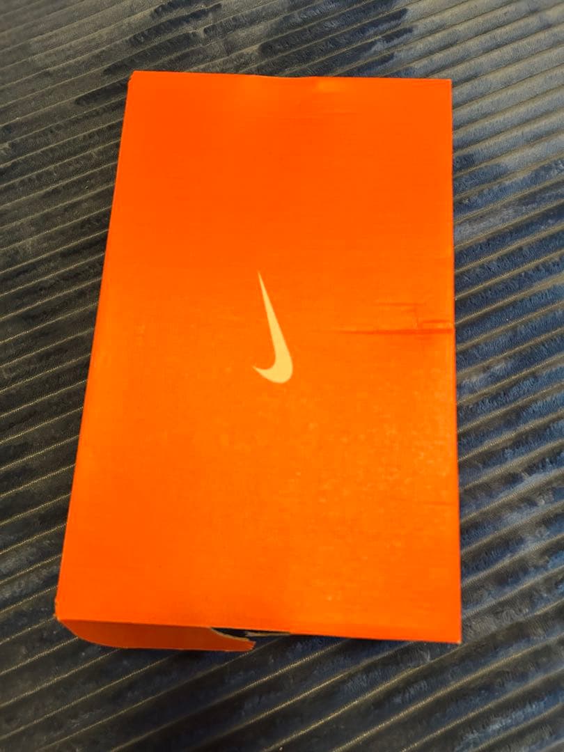 ナイキ　マーキュリアル ビクトリー V TF パープル