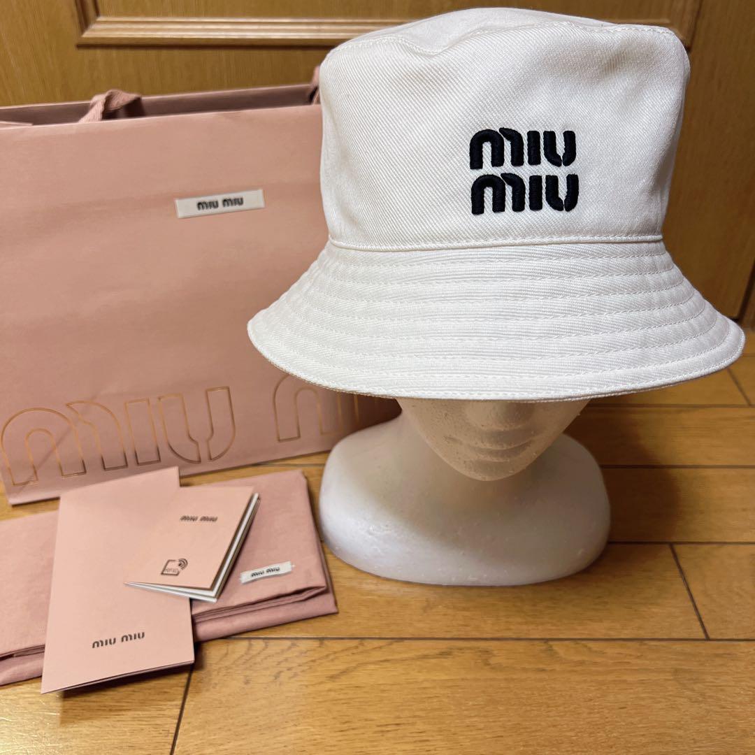 【新品同様】miu miu バケットハット ホワイト