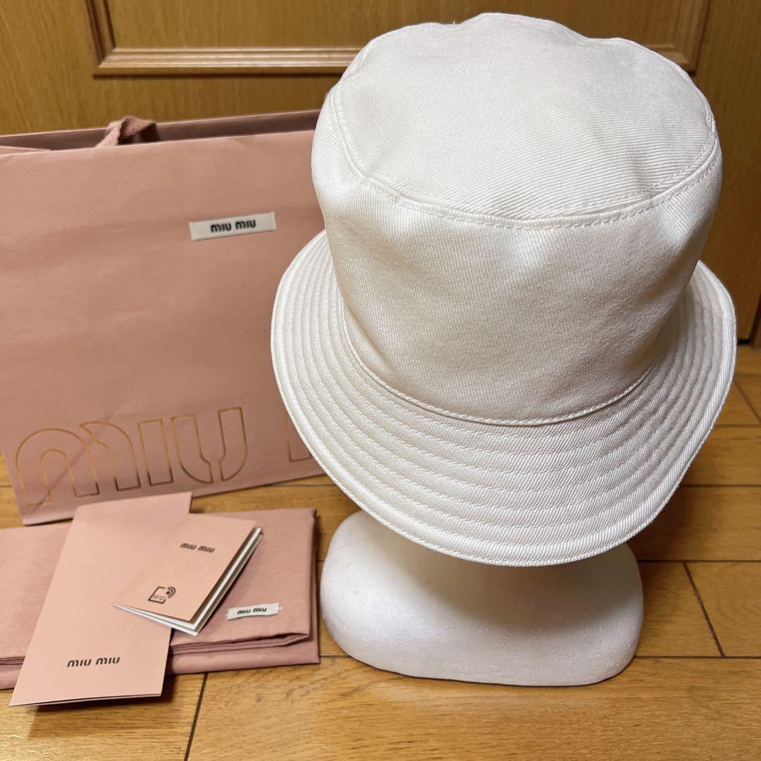 【新品同様】miu miu バケットハット ホワイト