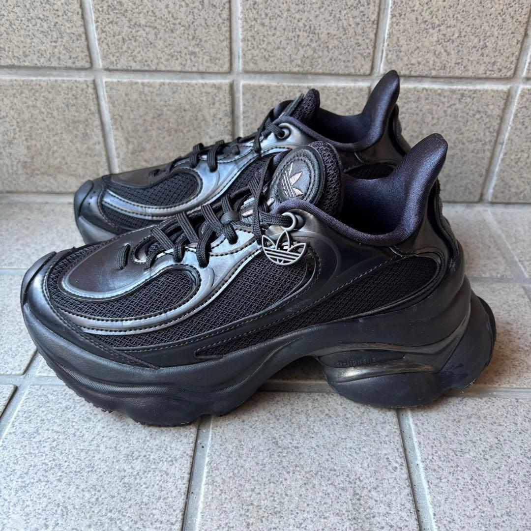 adidas OZVENUZ W 23.0cmスニーカー　オズヴィーナス