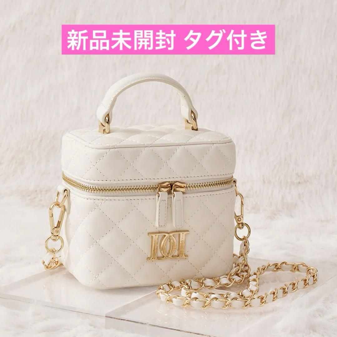 Darich キルティングスクエアミニバッグ ゴールドパーツ ホワイト 白