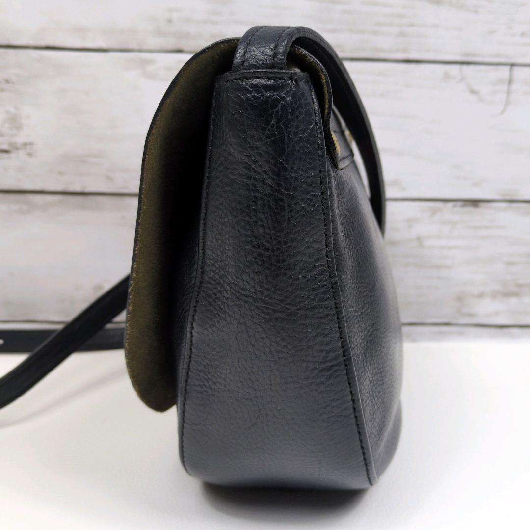 イルビゾンテ ショルダーバッグ ネイビー ハーフムーン 三日月 クロスボディ