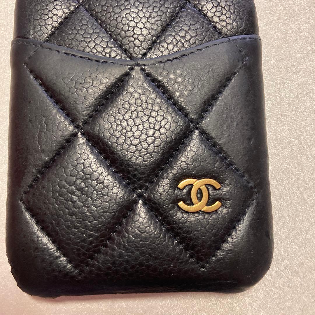 シャネル　マトラッセ キャビアスキン ココマーク iPhone 11Proケース