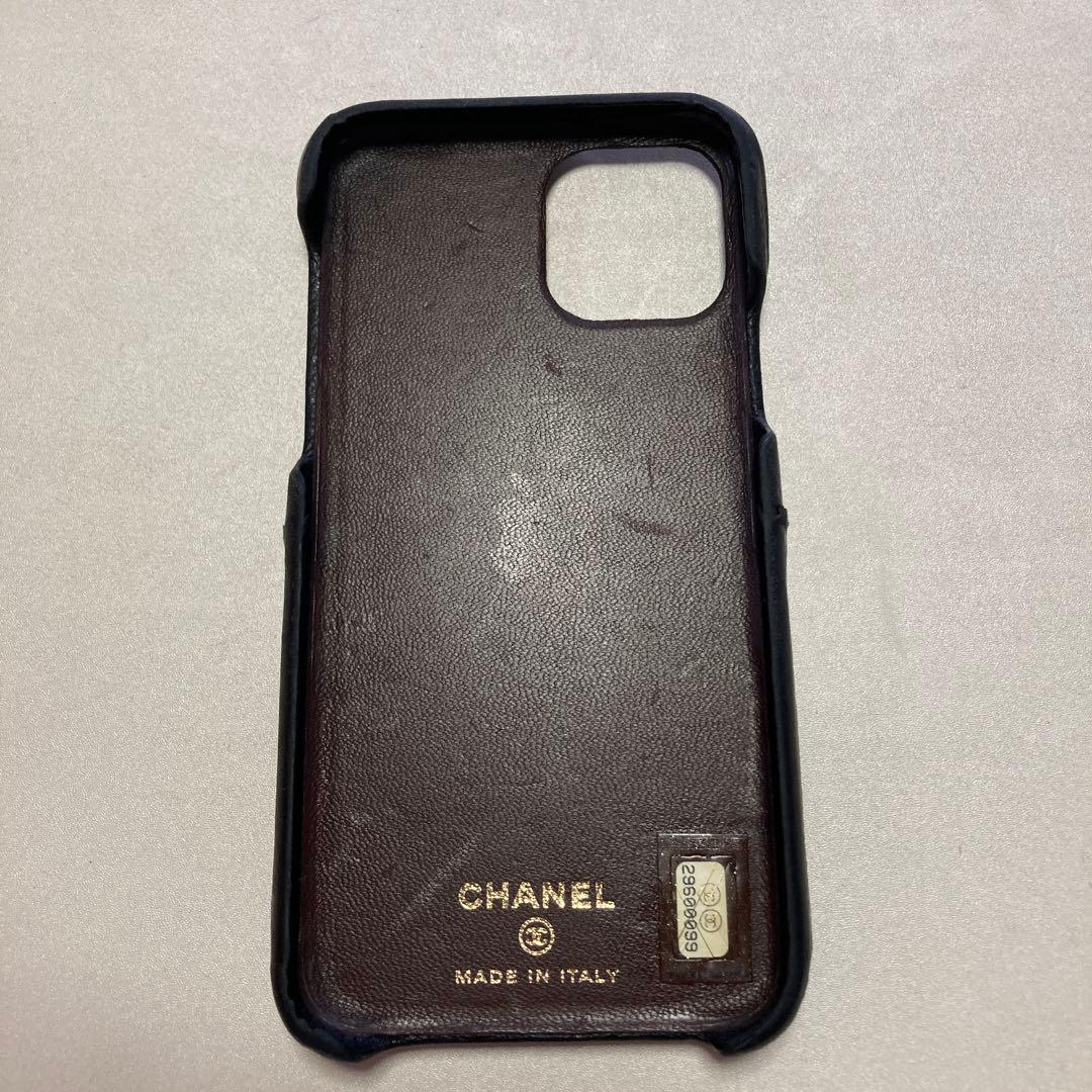 シャネル　マトラッセ キャビアスキン ココマーク iPhone 11Proケース