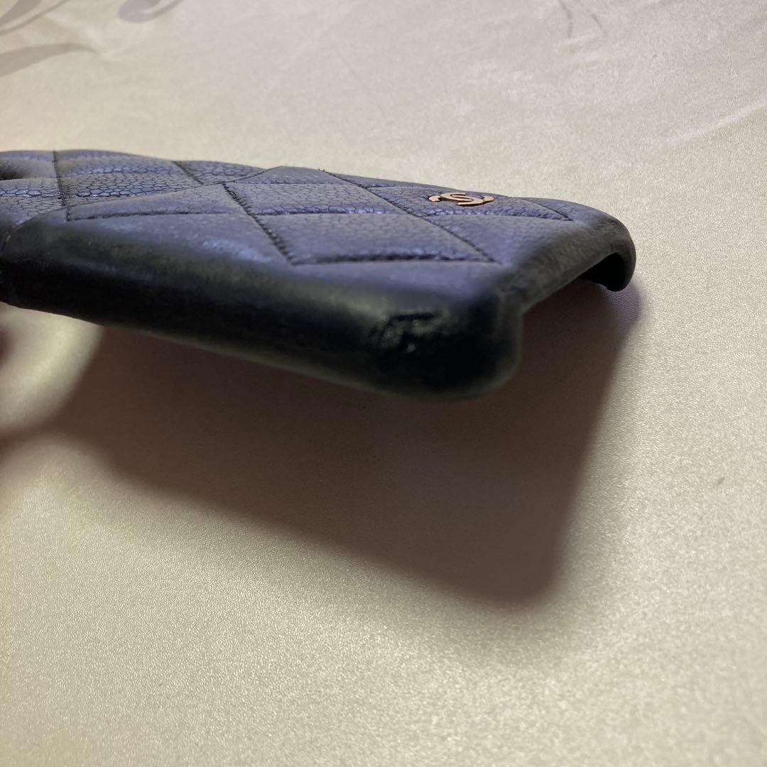 シャネル　マトラッセ キャビアスキン ココマーク iPhone 11Proケース