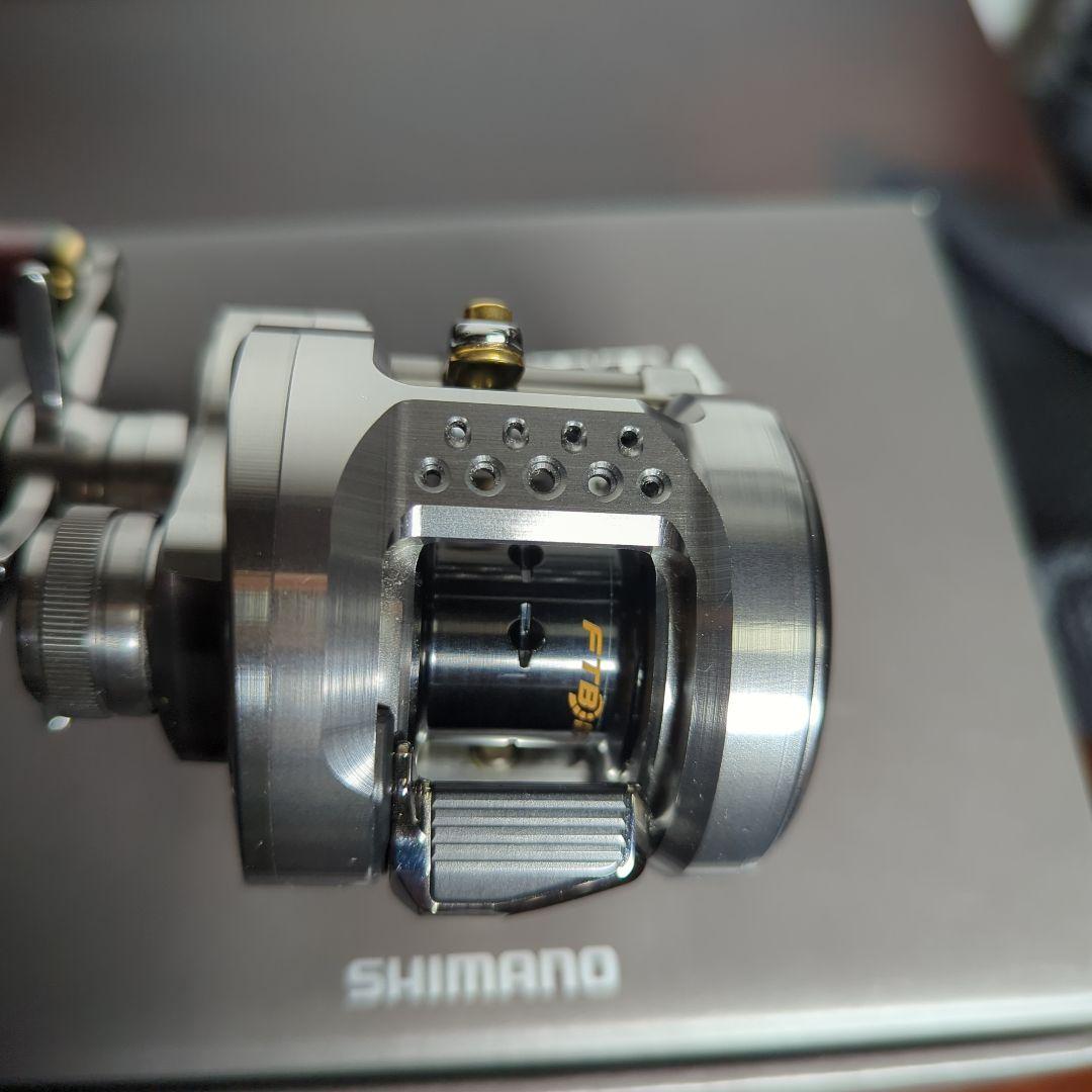 未使用　SHIMANO カルカッタコンクエストBFS-XG brimoウッドノブ