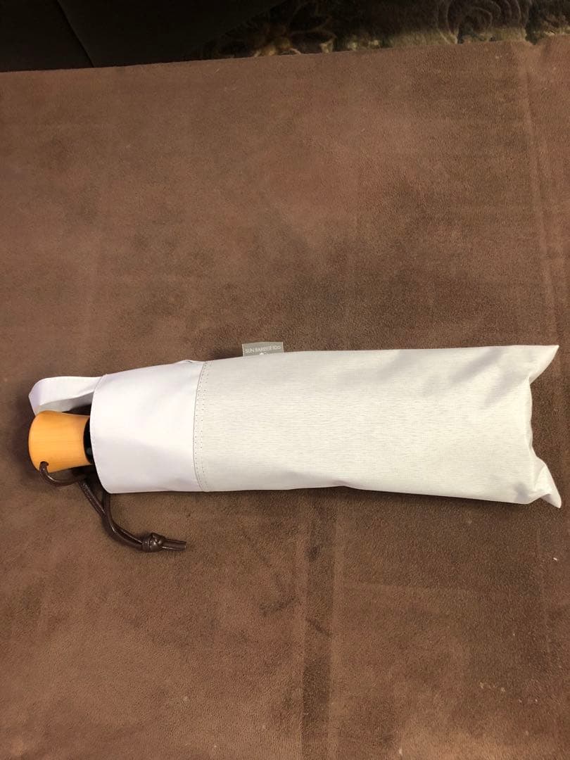 サンバリア100 折りたたみ日傘 ３段折 / コンビmoku アイボリー