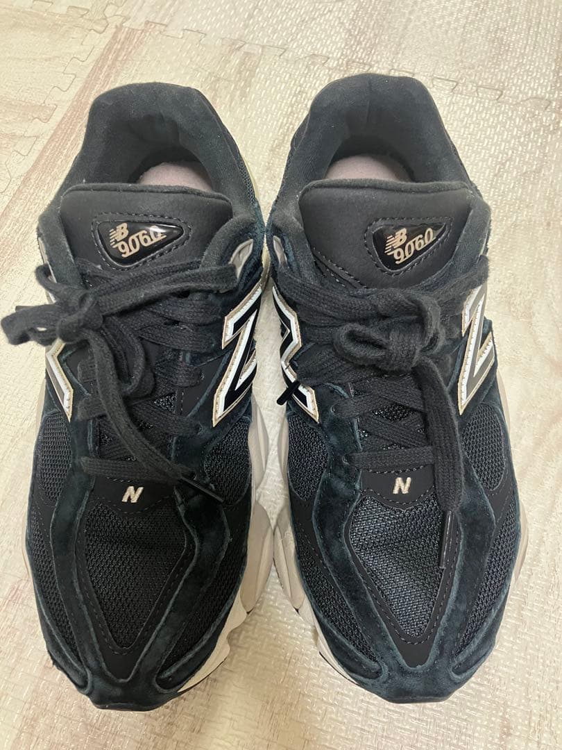 BEAUTY&YOUTH × NEW BALANCE 9060ブラック　24cm