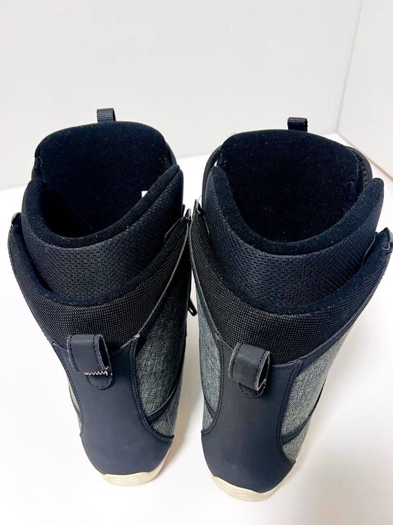 美品 SWIVEL スノーボードブーツ レディース 25.5cm ダイヤル式