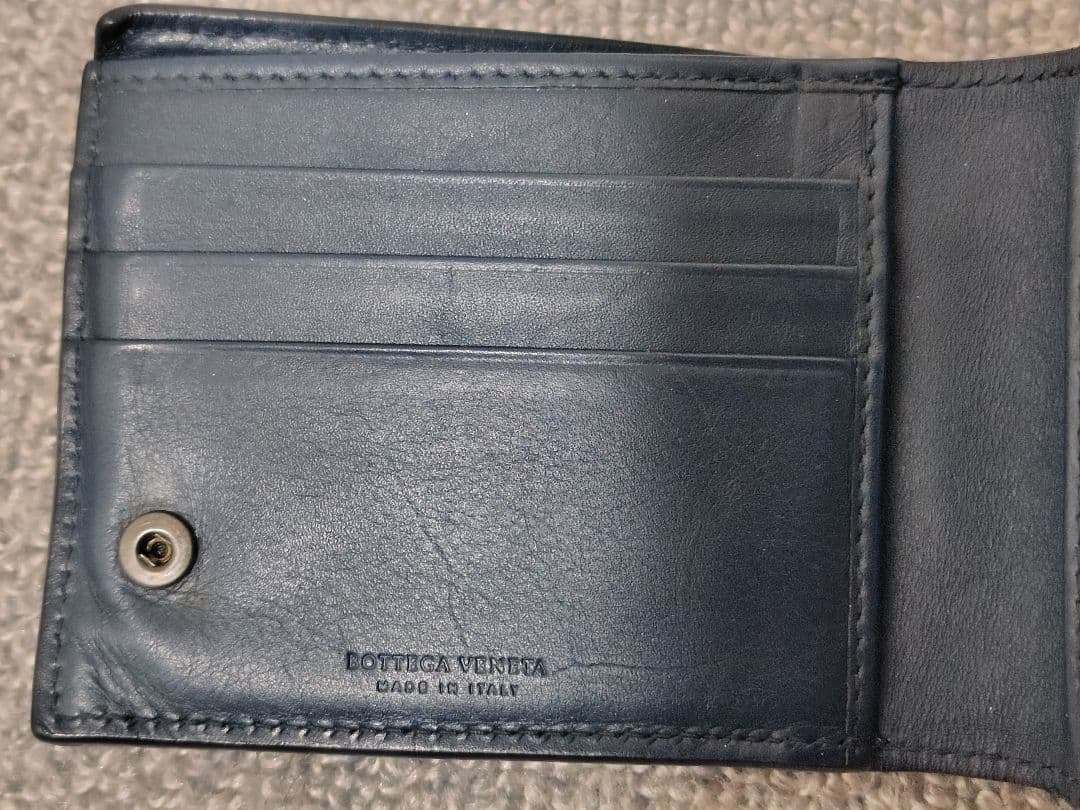BOTTEGA VENETA 二つ折り財布 ネイビー イントレチャート 箱、袋