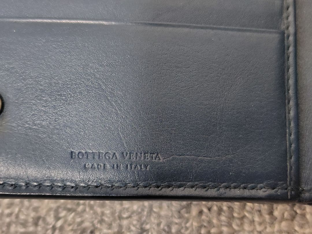 BOTTEGA VENETA 二つ折り財布 ネイビー イントレチャート 箱、袋