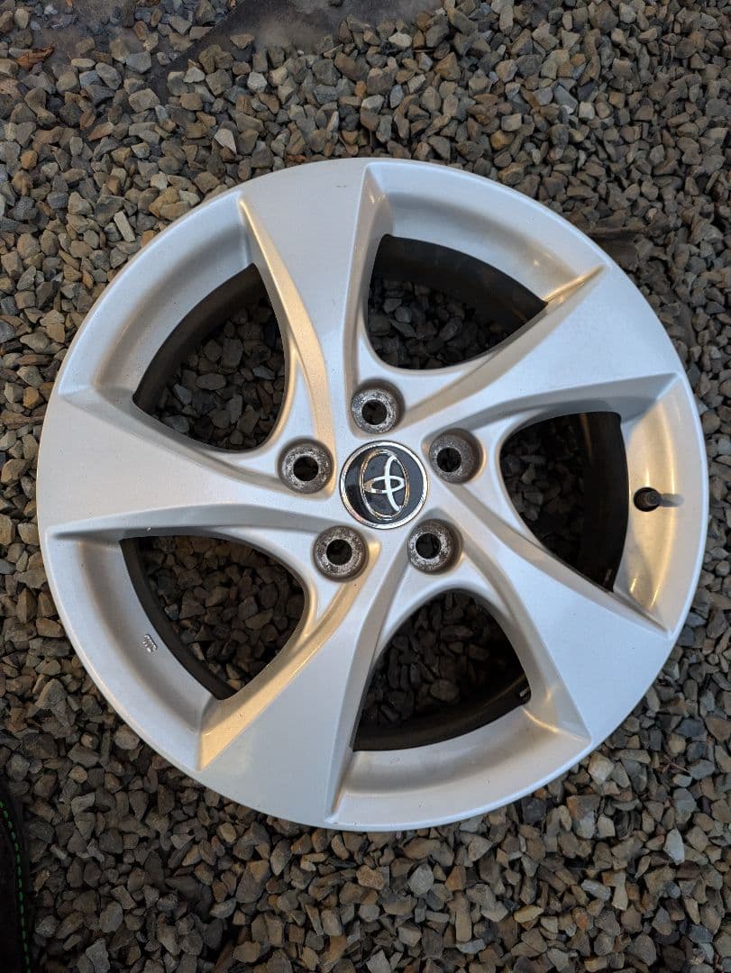 CH-R 17インチ純正ホイール　4本