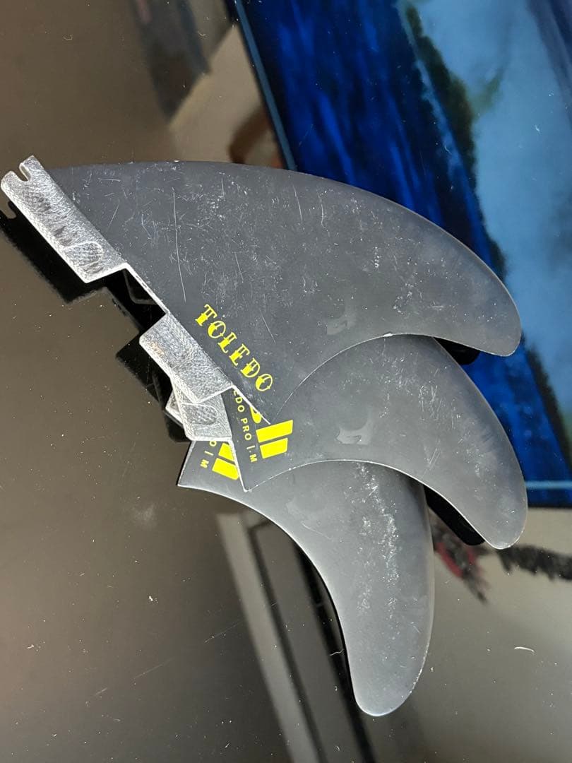 FCSⅡ fin filipe toledo グラスフィン　M