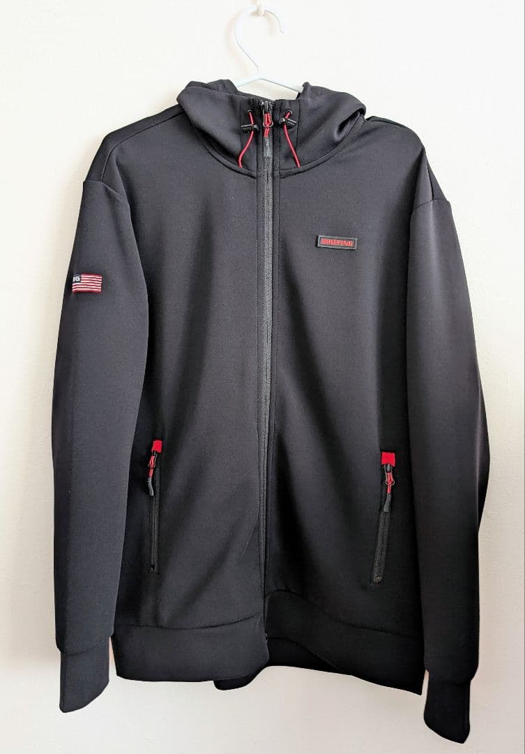 BRIEFING フード付きジャケット ブラック