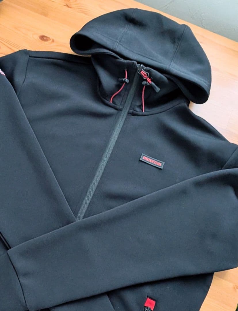 BRIEFING フード付きジャケット ブラック