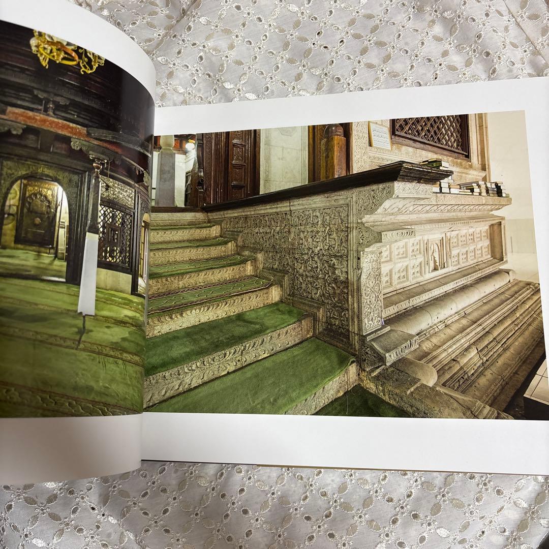 洋書 Coral Stone Mosques of Maldives