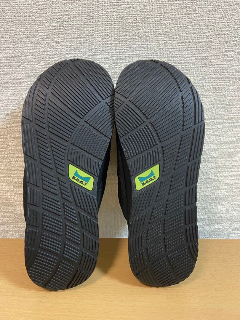 YONAMINE. 黒 ストラップサンダルMサイズ新品×4箱