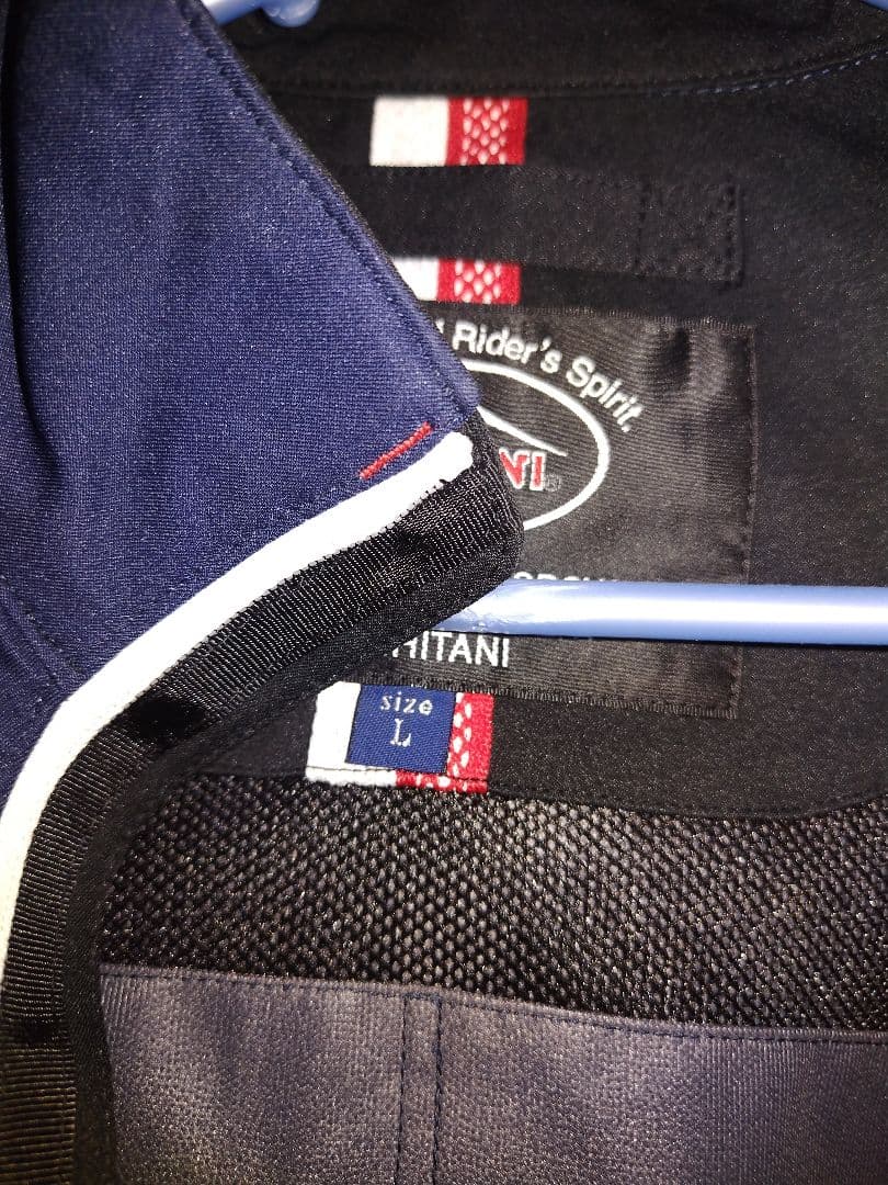 クシタニ　ウインドブレーカー　L