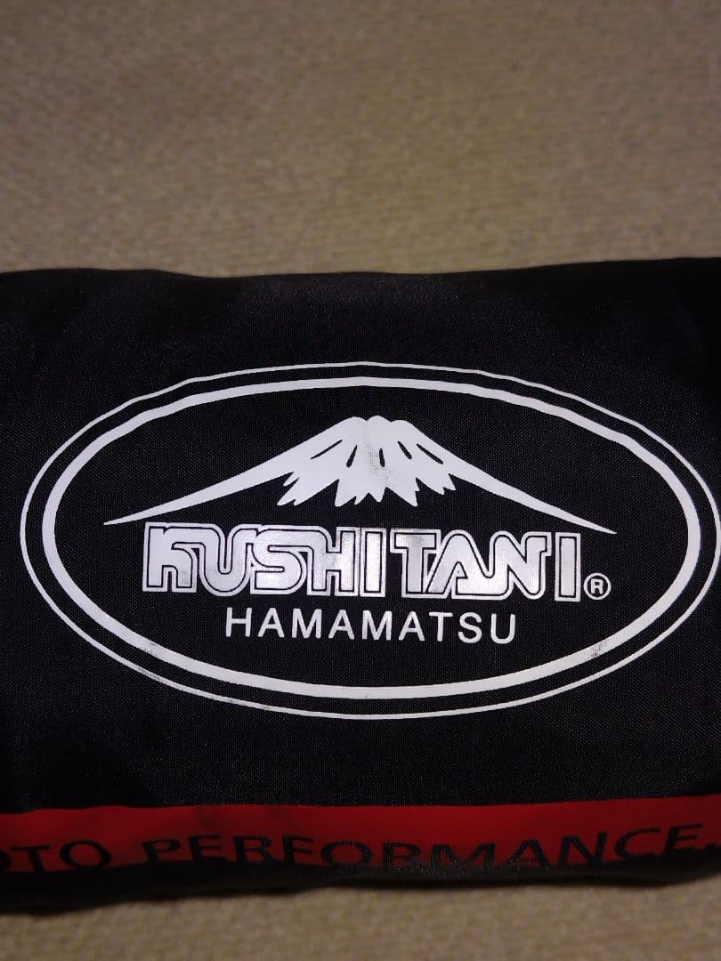 クシタニ　ウインドブレーカー　L