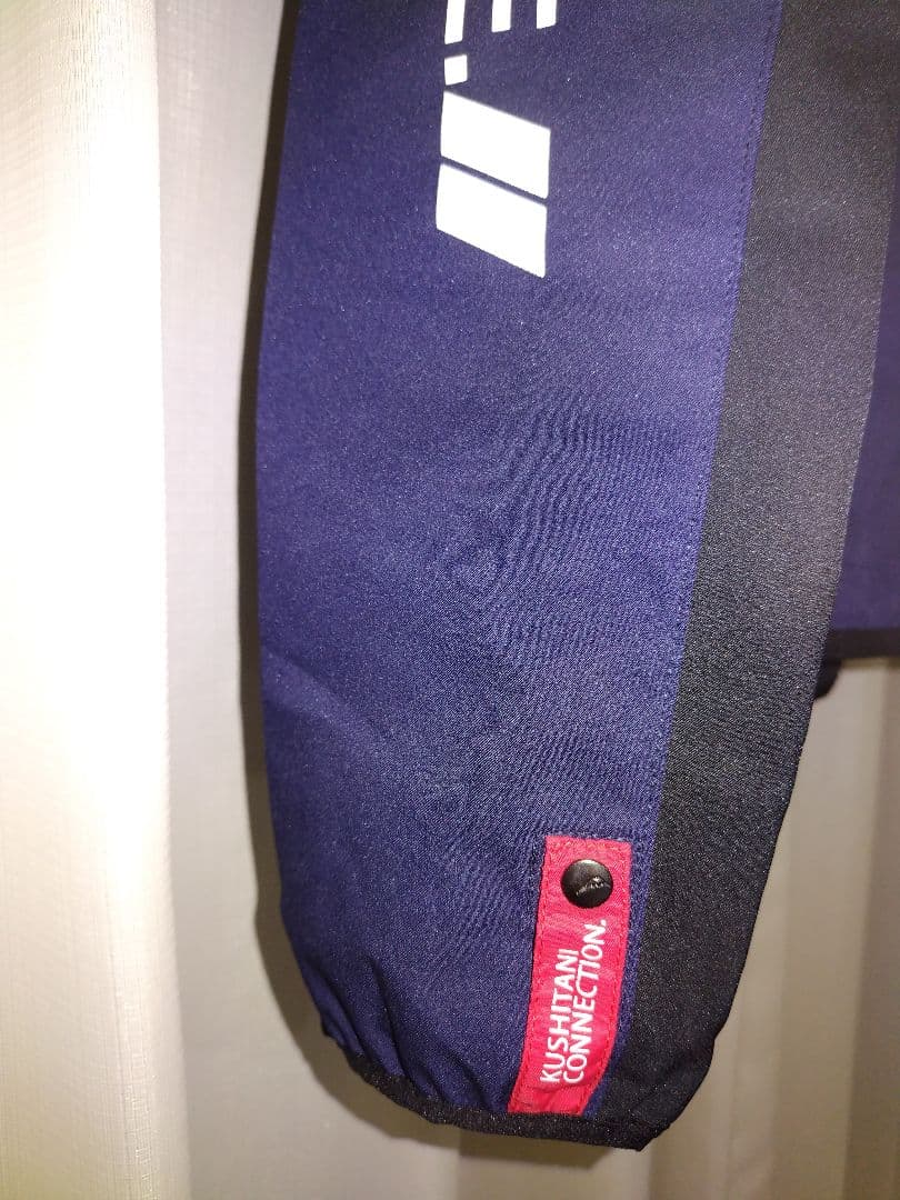 クシタニ　ウインドブレーカー　L