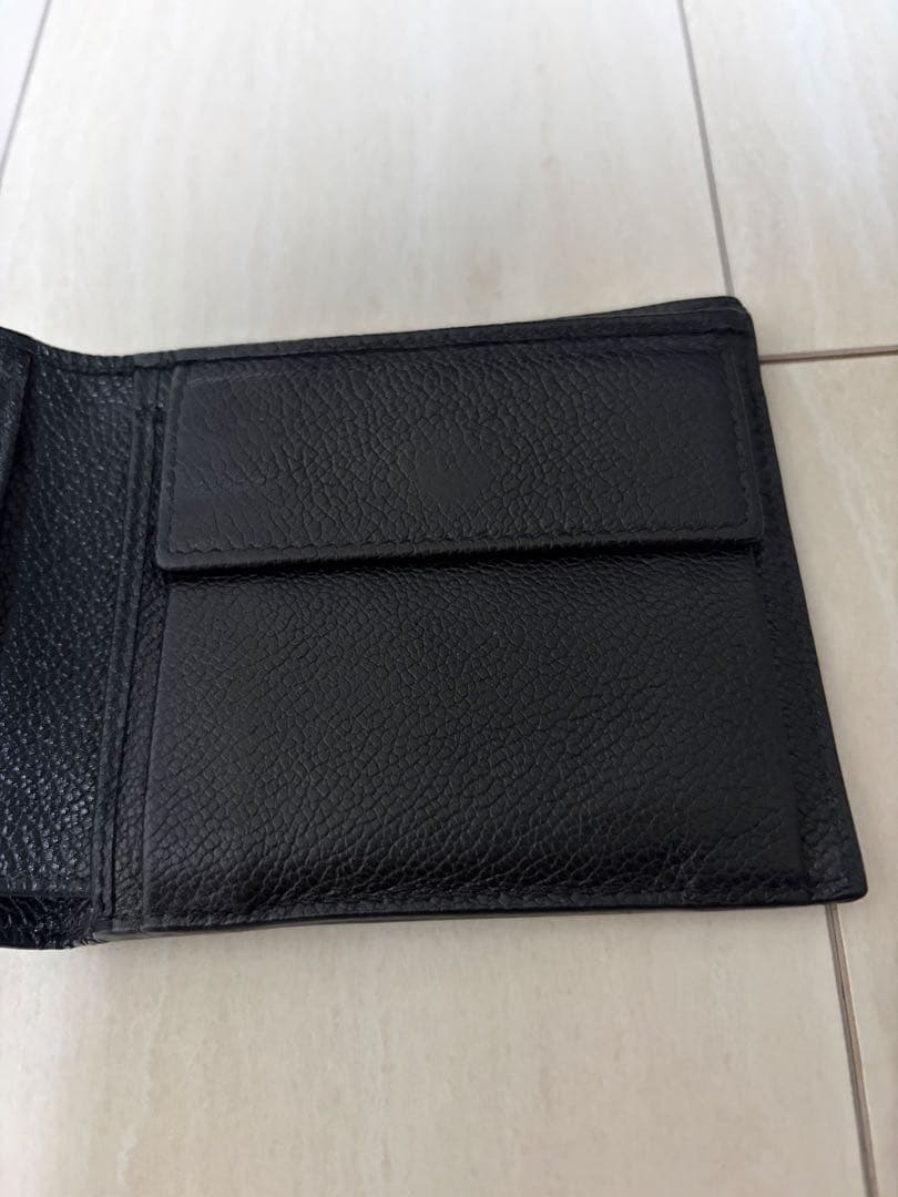 PRADA ネイビー レザー 二つ折り財布