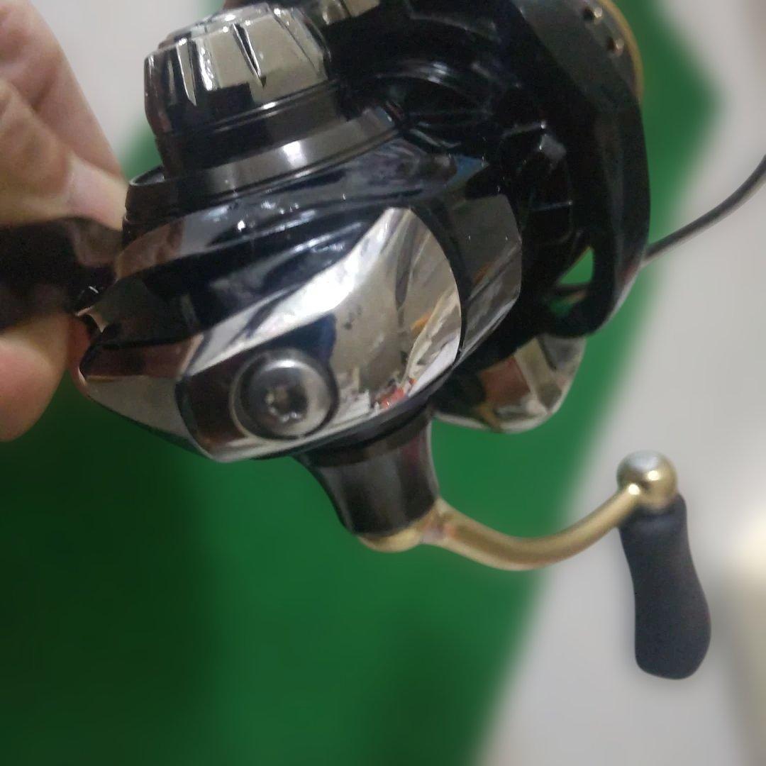 週末限定値下げ　バリスティック LT 2500SS-CXH スピニングリール