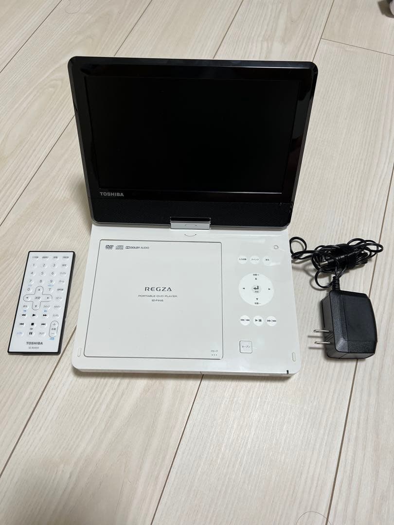 TOSHIBA REGZA ポータブルDVDプレーヤー　SD-P910S