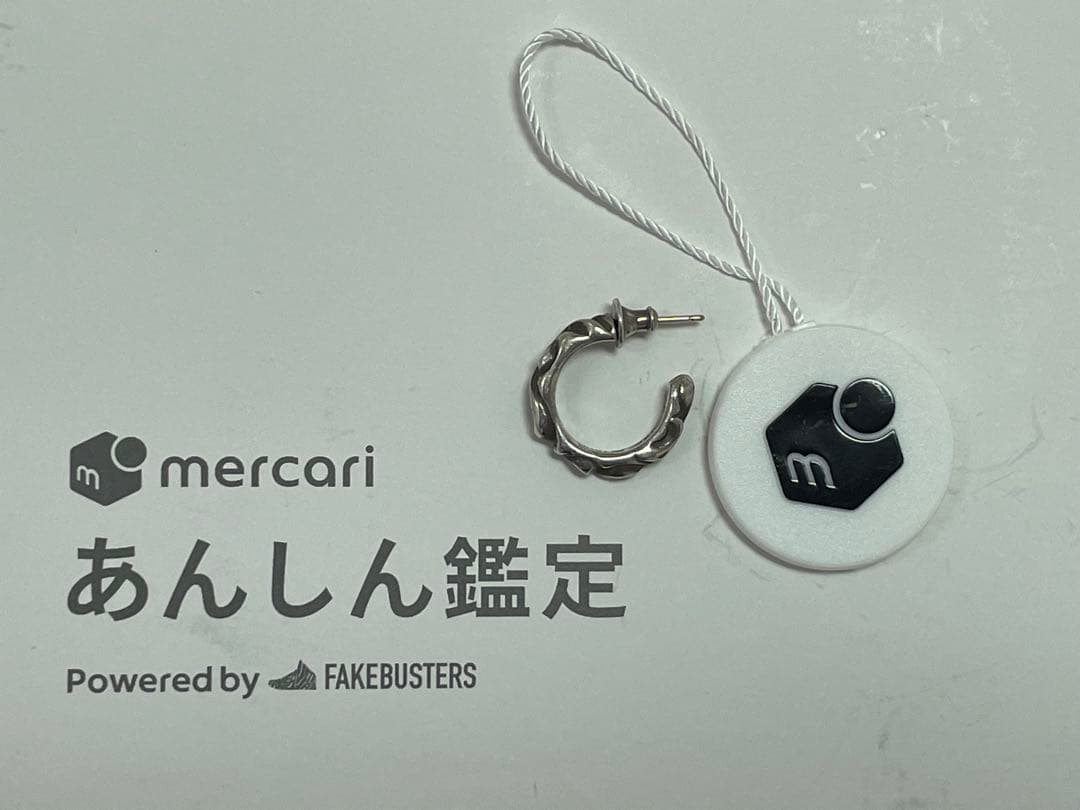 #154【あんしん鑑定済み】スクロールフープピアス