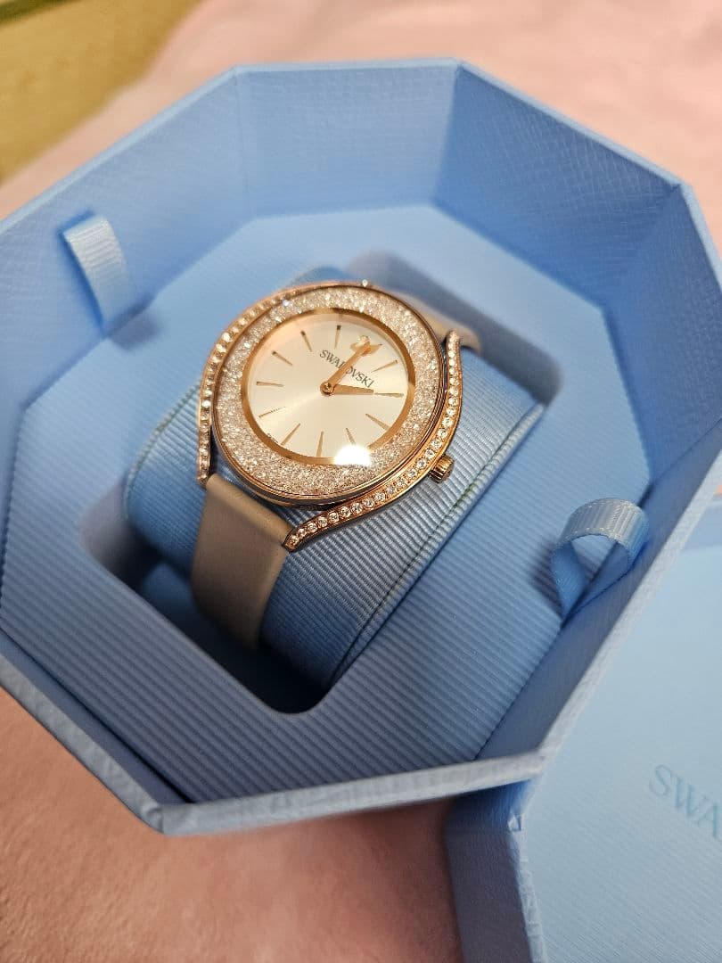 Swarovski Crystalline Aura 腕時計