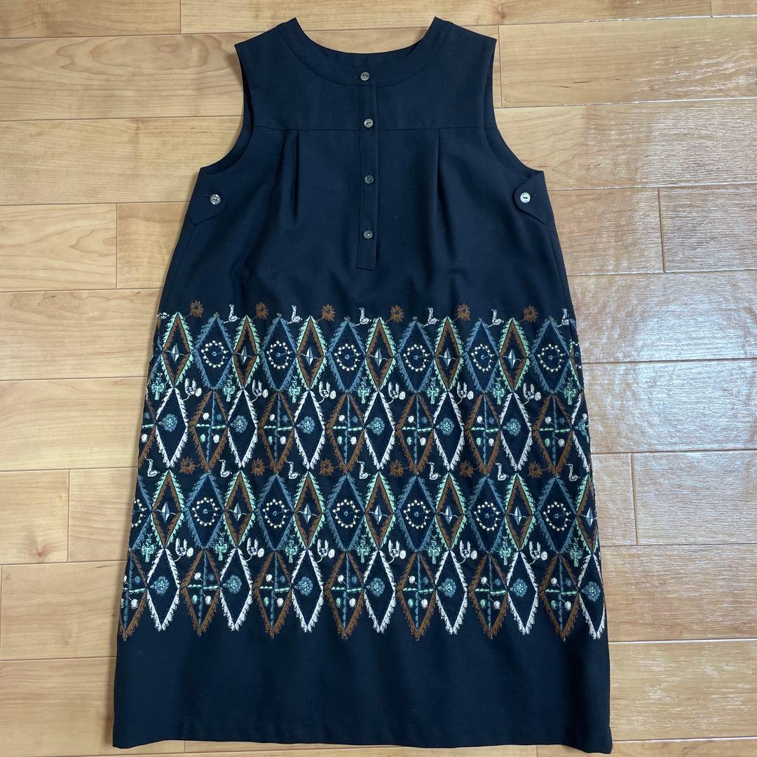 minä perhonen キッズ　刺繍入りノースリーブワンピース130