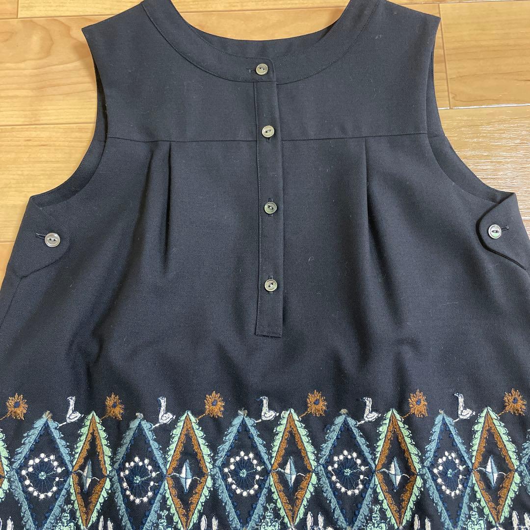 minä perhonen キッズ　刺繍入りノースリーブワンピース130