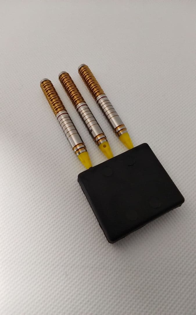 TRiNiDAD GOMEZ TYPE 16!新品同品!ダーツセット20g