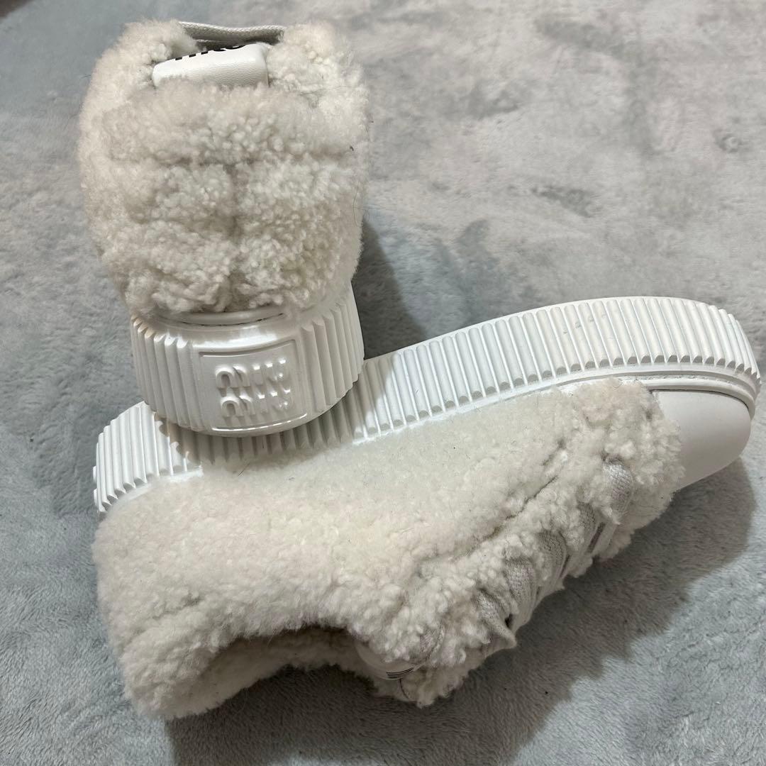 美品 miu miu ミウミウ ボアシアリング スニーカー 23.5cm
